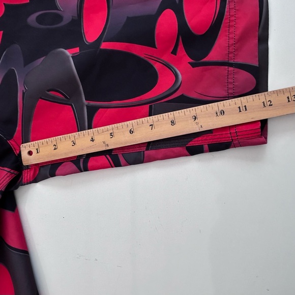 Vintage 90’s Oakley Software Board Shorts Size Men’s 38 W 2000’s All Over Print - Picture 9 of 9